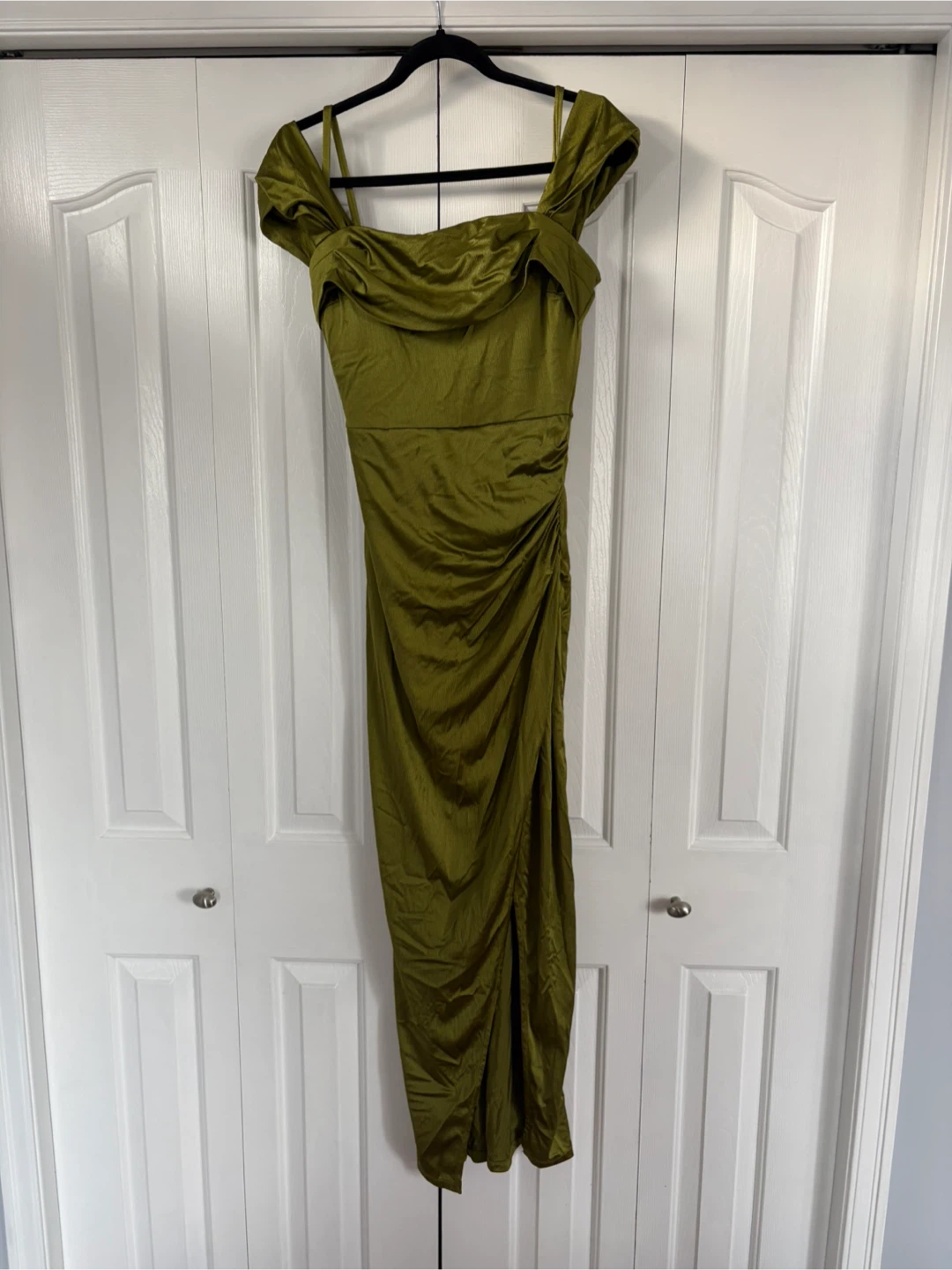 Popilush Olive Green Dress - shape wear built in - size M - photo 4