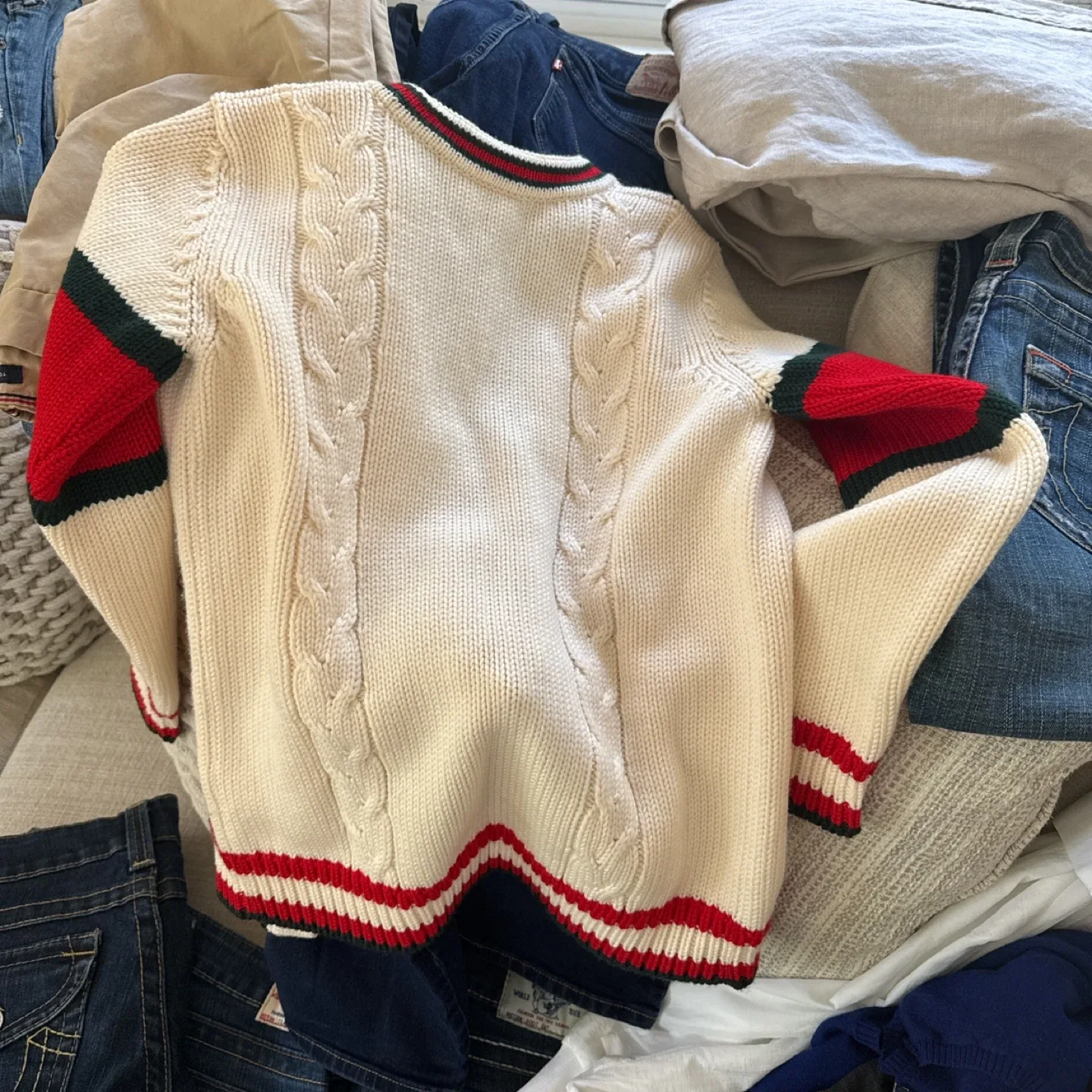 Gucci Cardigan Size 10 image indicator(2)