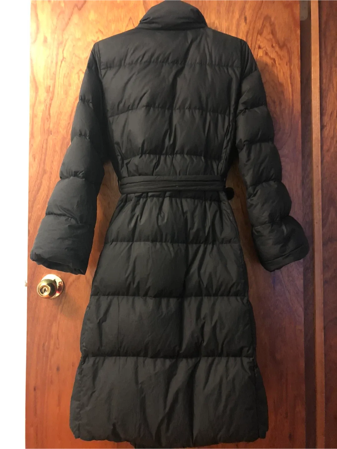 Uniqlo Black Down Coat XS image indicator(2)