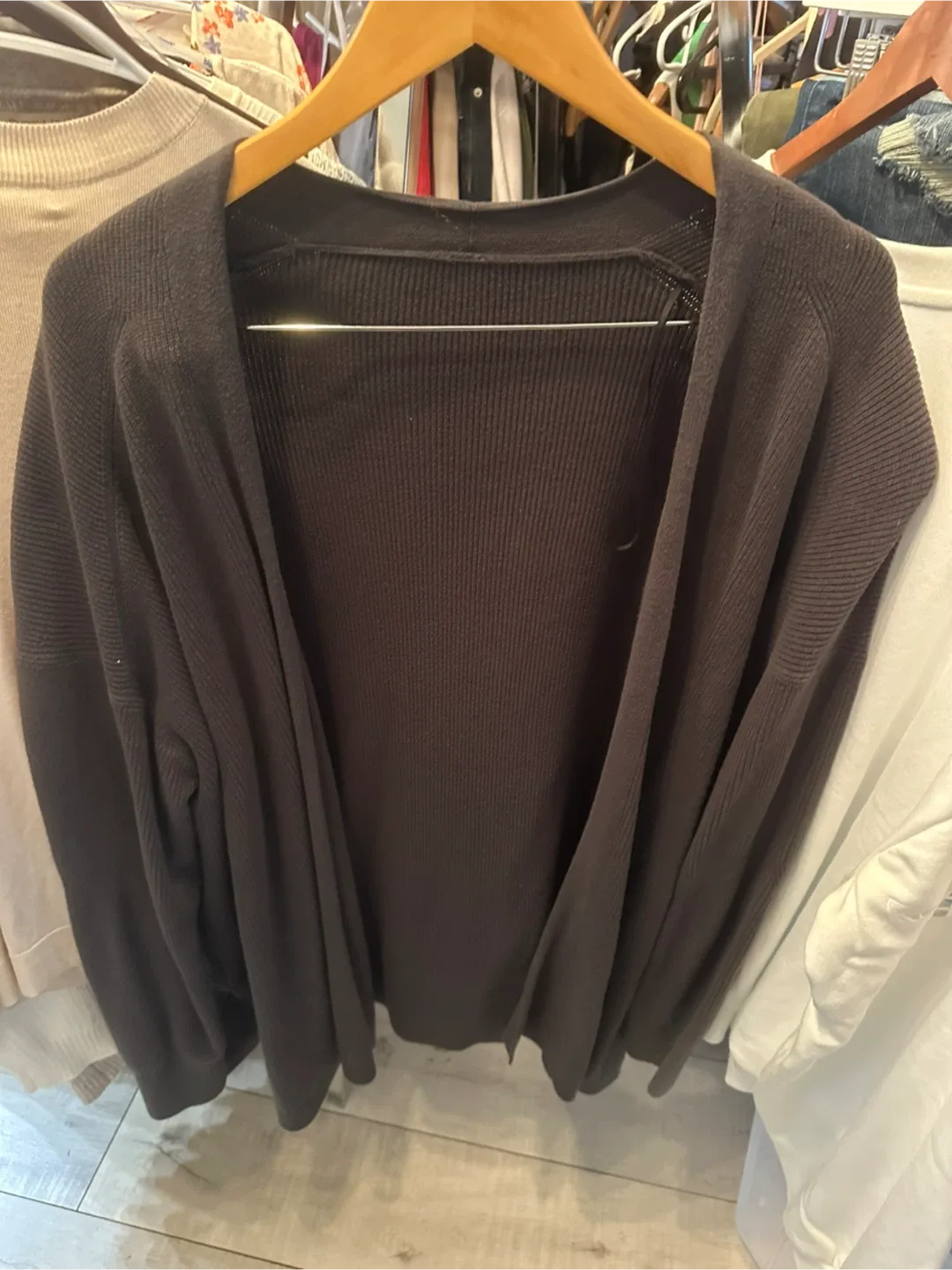 4 sweaters! Reitmans Essentials Cardigan - XL image indicator(5)