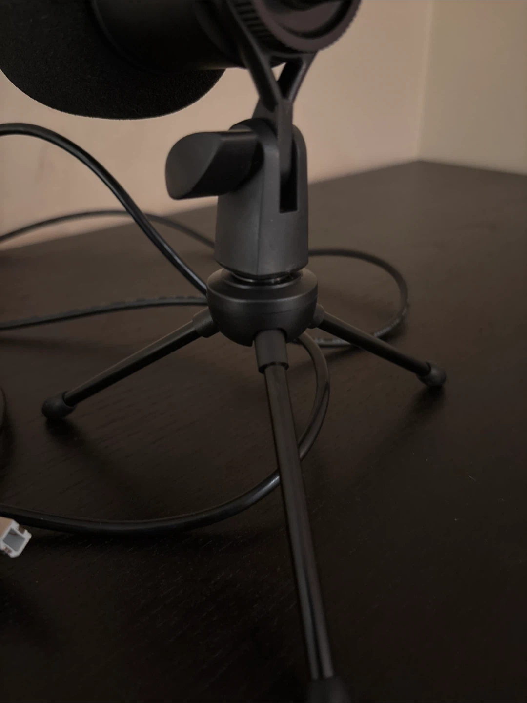 Black USB Microphone with Tripod Stand 🥕 - photo 5