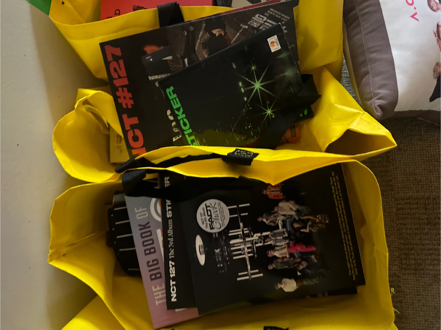 Kpop Albums huge collection- FREE - take all - photo 5
