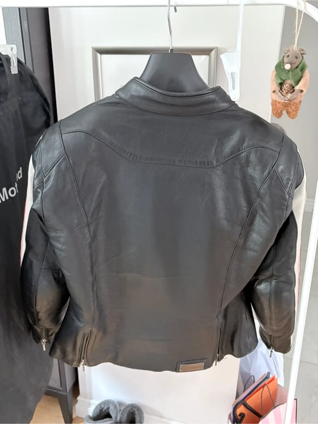 BMW Motorrad Club Ladies Leather Jacket Size L image indicator(3)