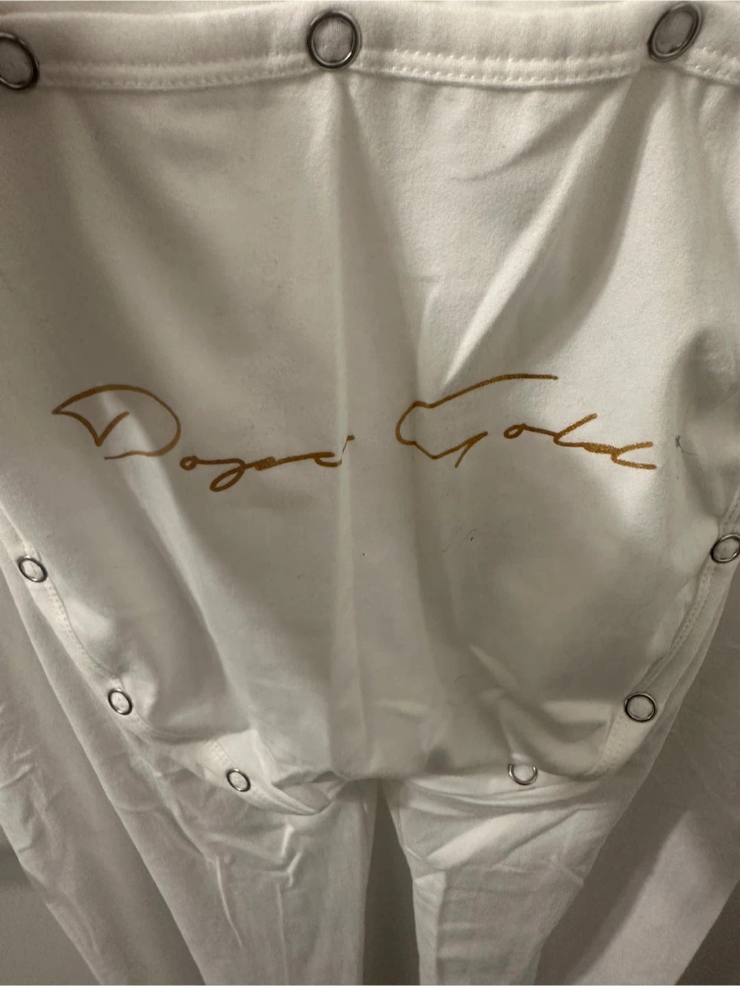 Roger Gold White Onesie - photo 2