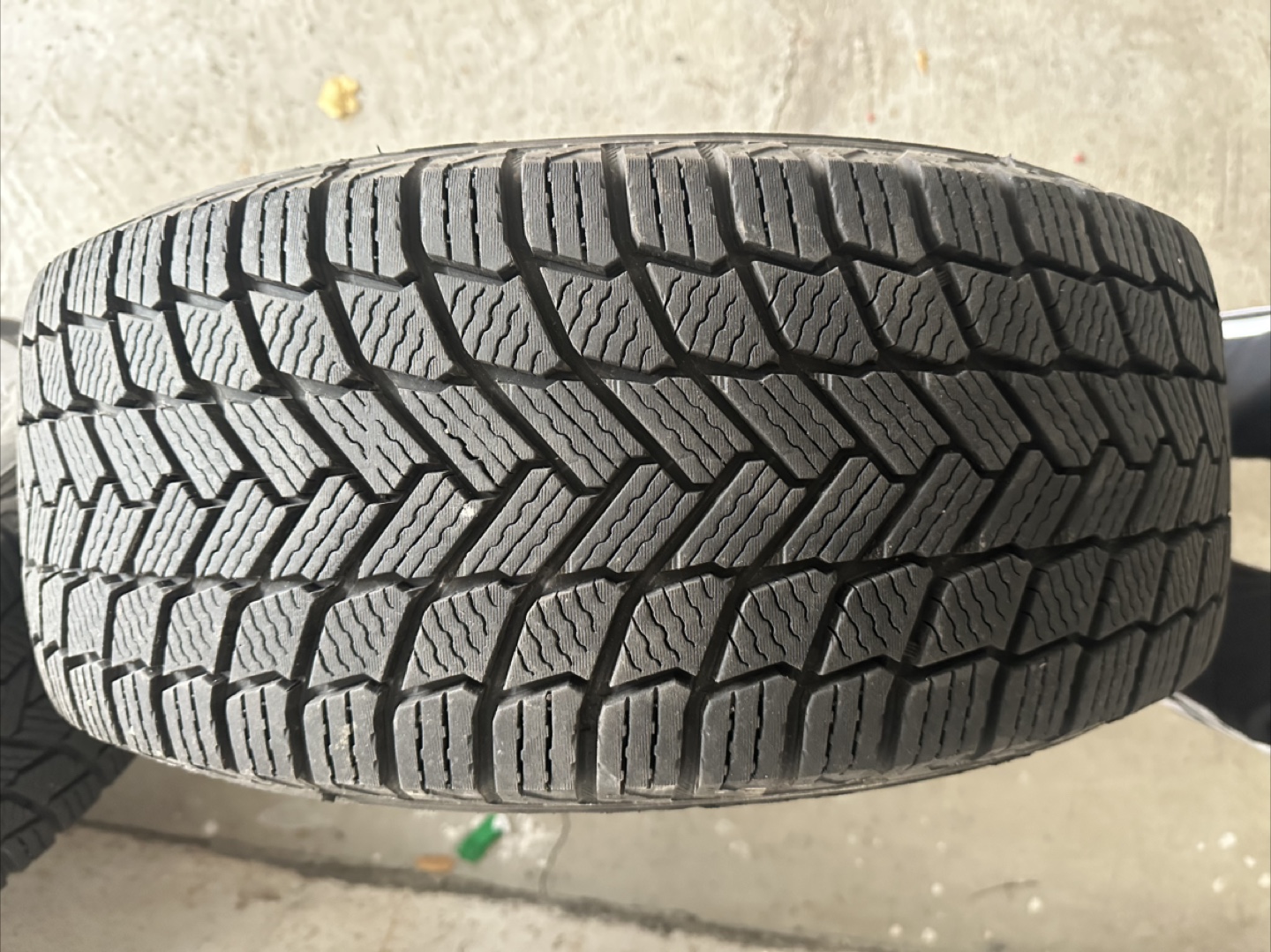 Michelin 215/55R16 Winter Tires on Rims - Set of 4 - photo 4