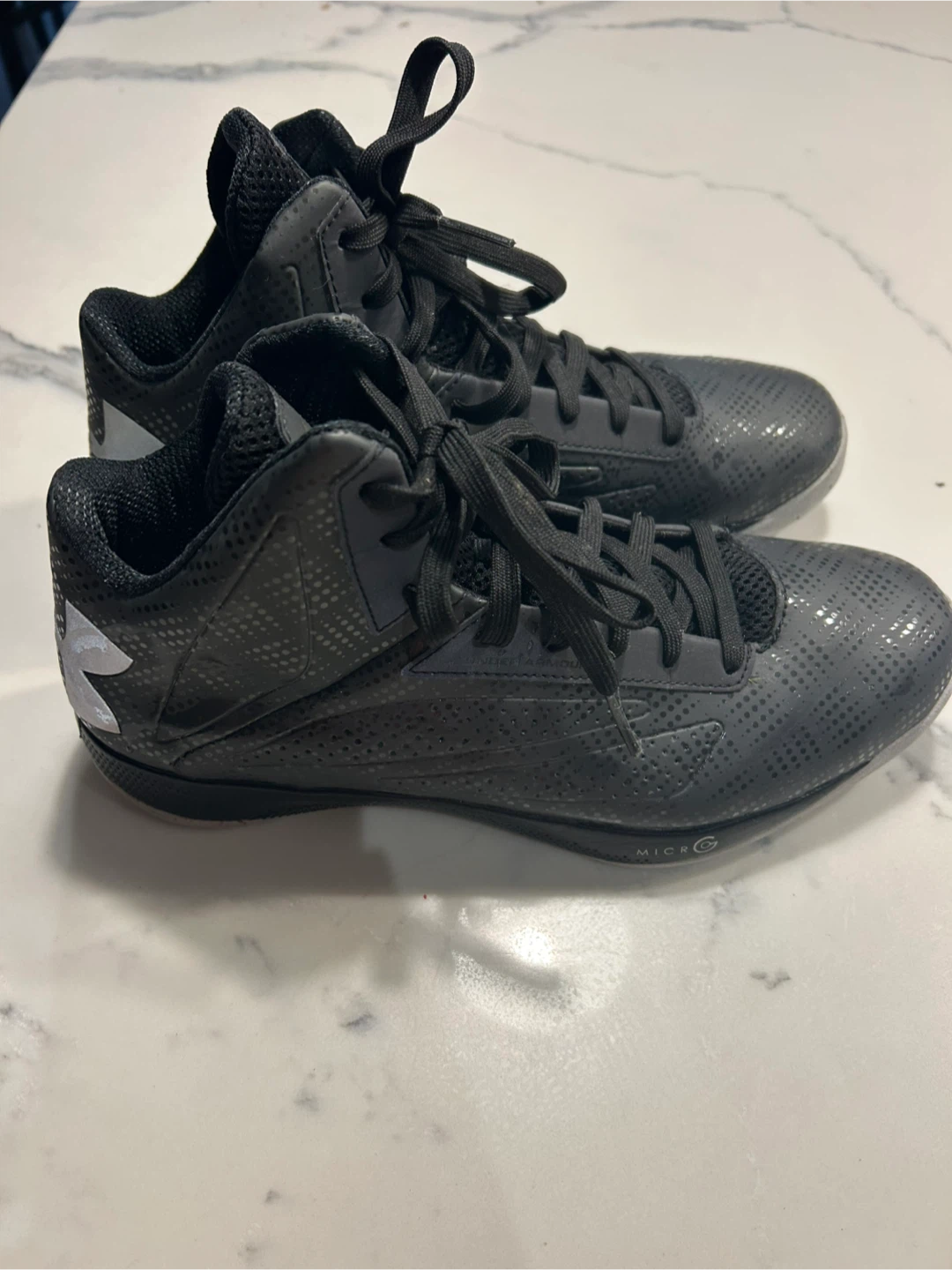 Under Armour Size 11.5 Shoes