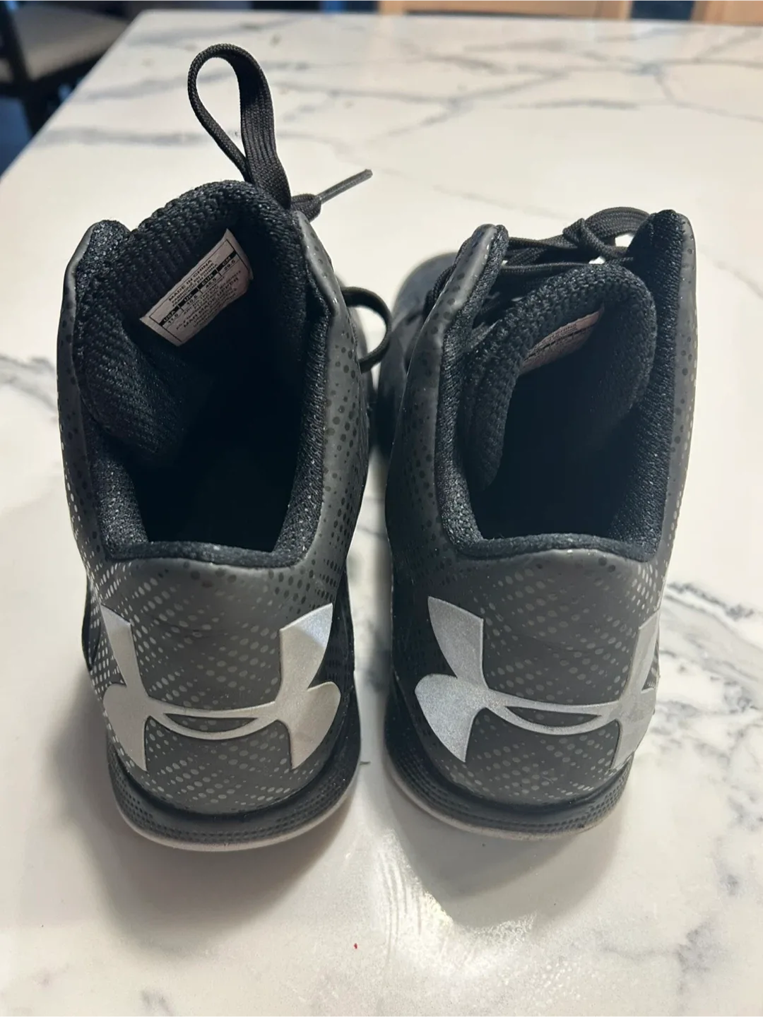 Under Armour Size 11.5 Shoes image indicator(4)