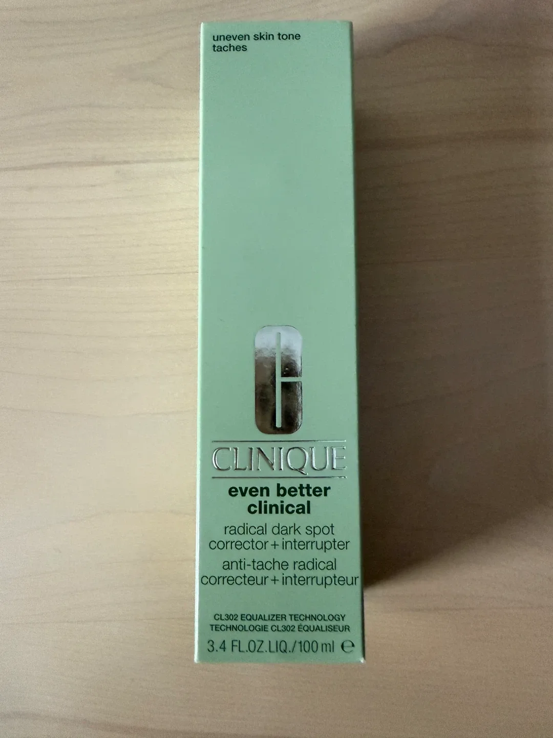 Clinique Even Better Clinical Radical Dark Spot Corrector image indicator(2)