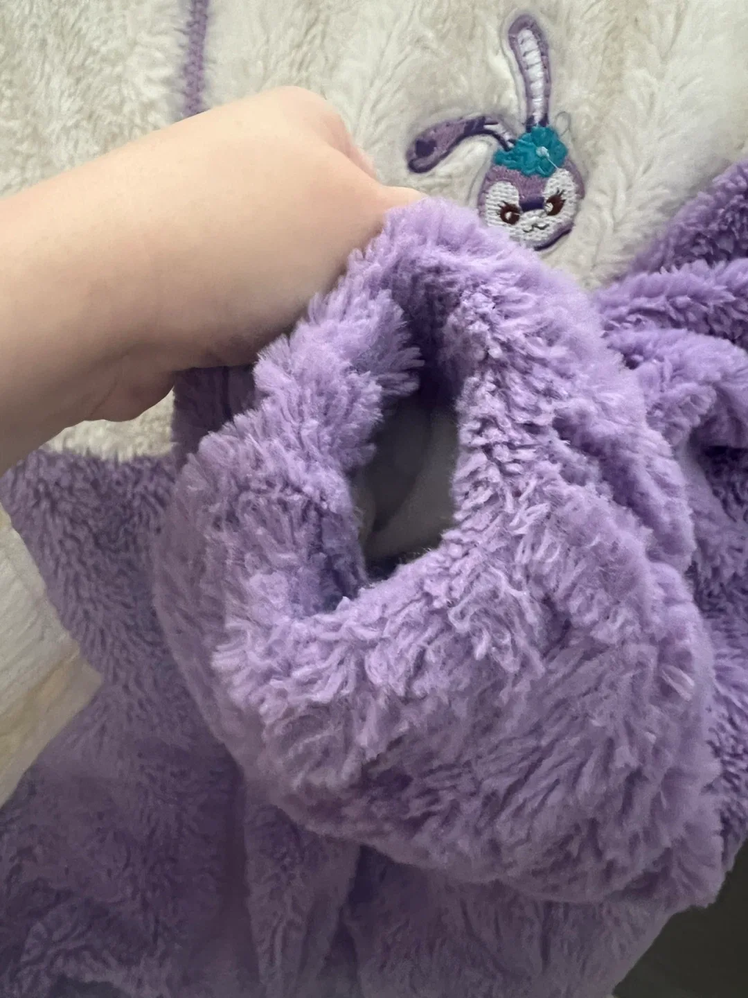 Fleece Jacket - Purple & White image indicator(4)