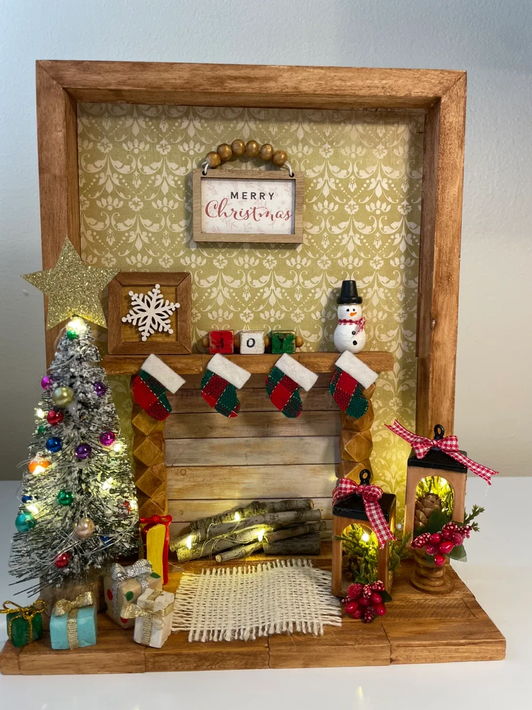 Christmas Miniature Fireplace Scene