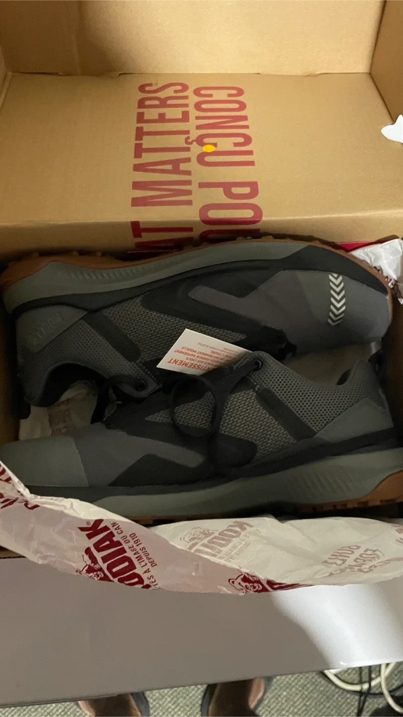 Kodiak Quicktrail Low Men's Size 11 thumbnail