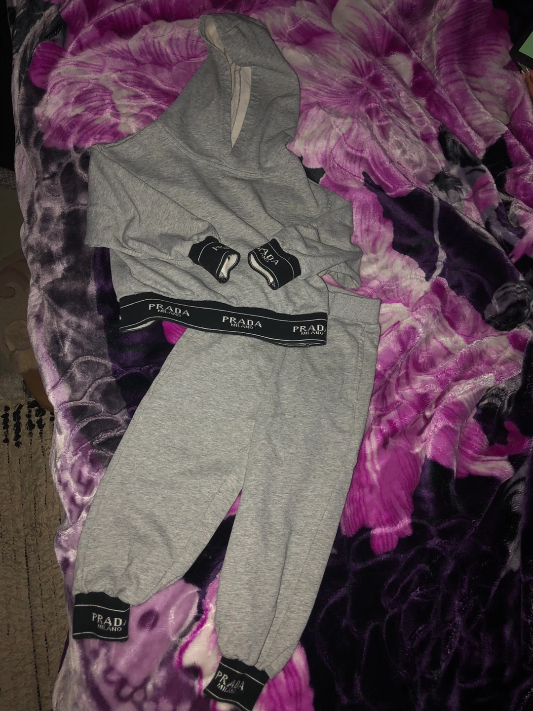 Prada Milano Grey Hoodie & Jogger Set - photo 4