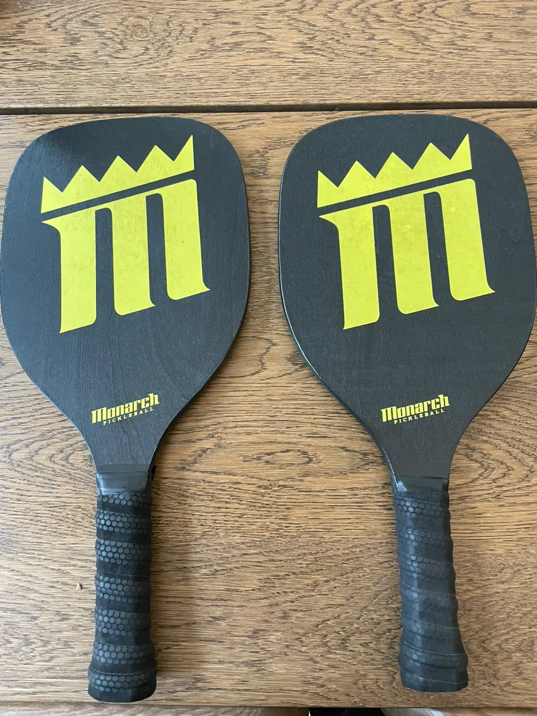 Monarch Pickleball Paddles & Net image indicator(2)