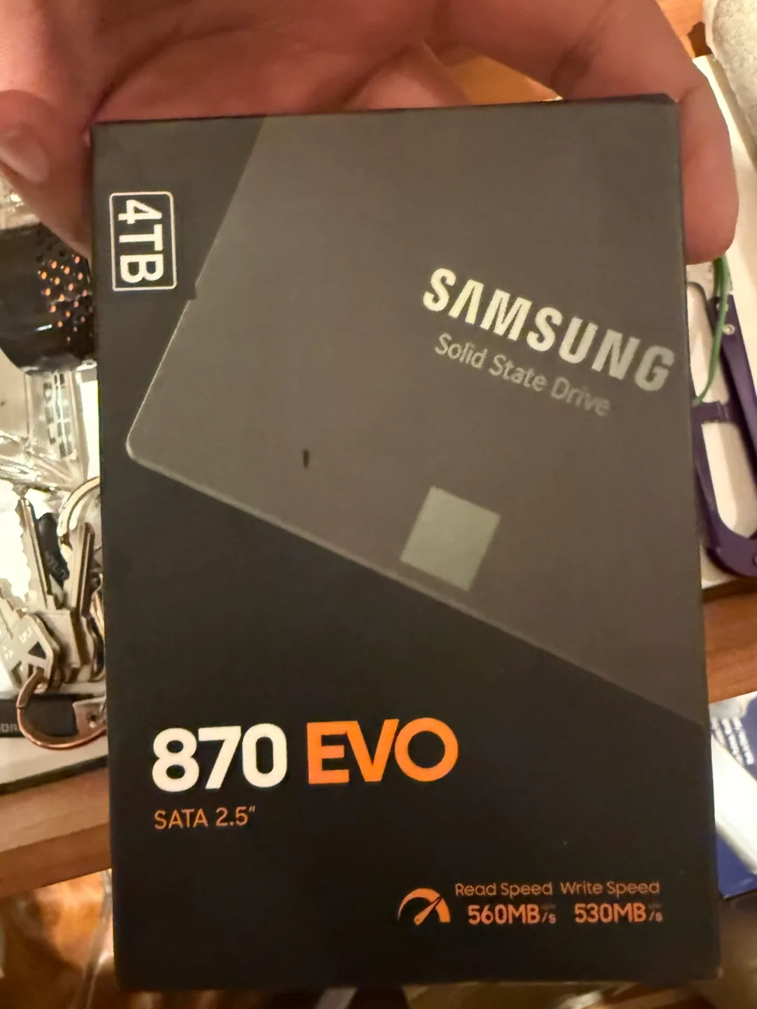 New Samsung 870 EVO 4TB SSD thumbnail
