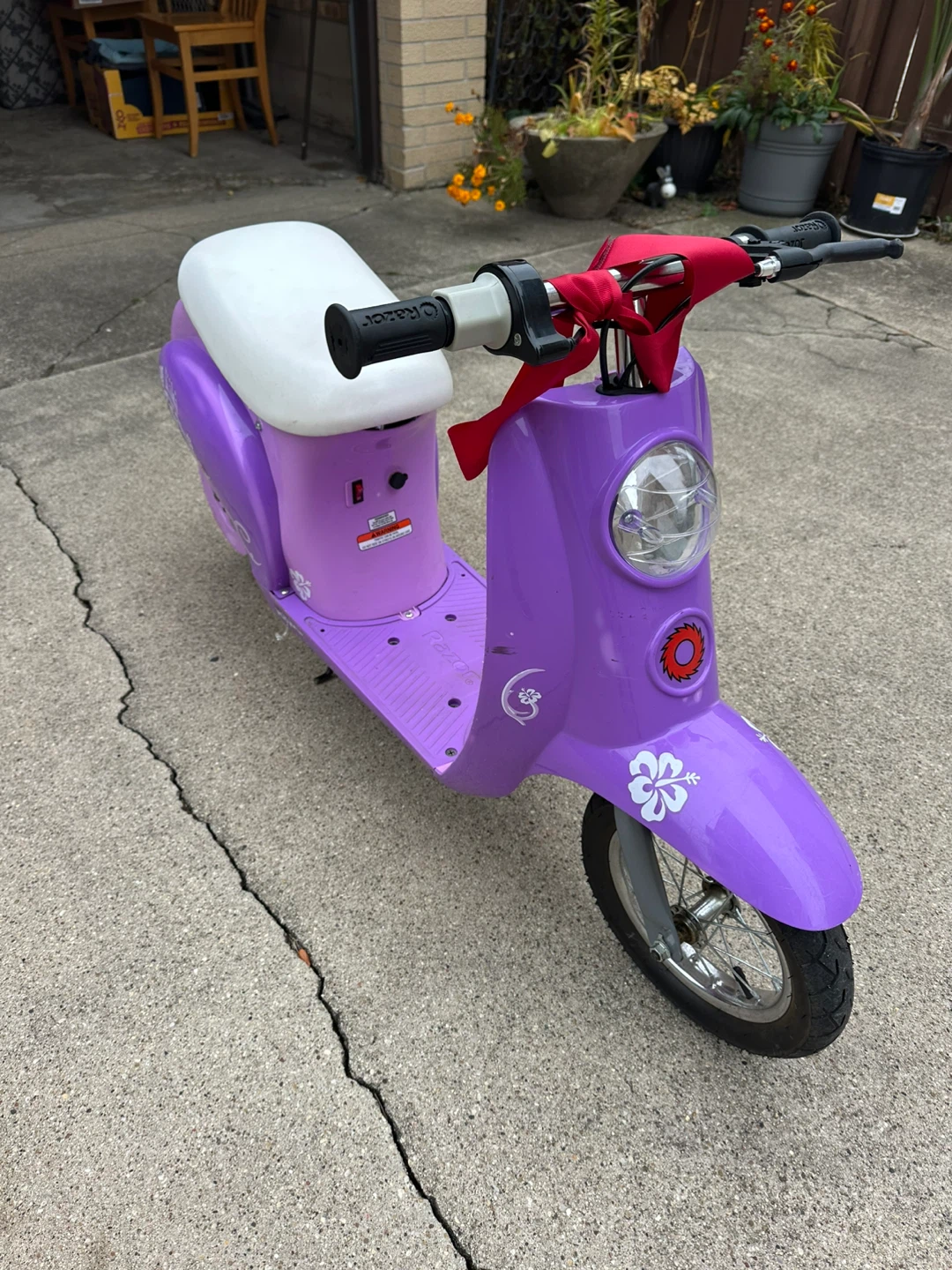 Razor Kiki Electric Scooter - Purple