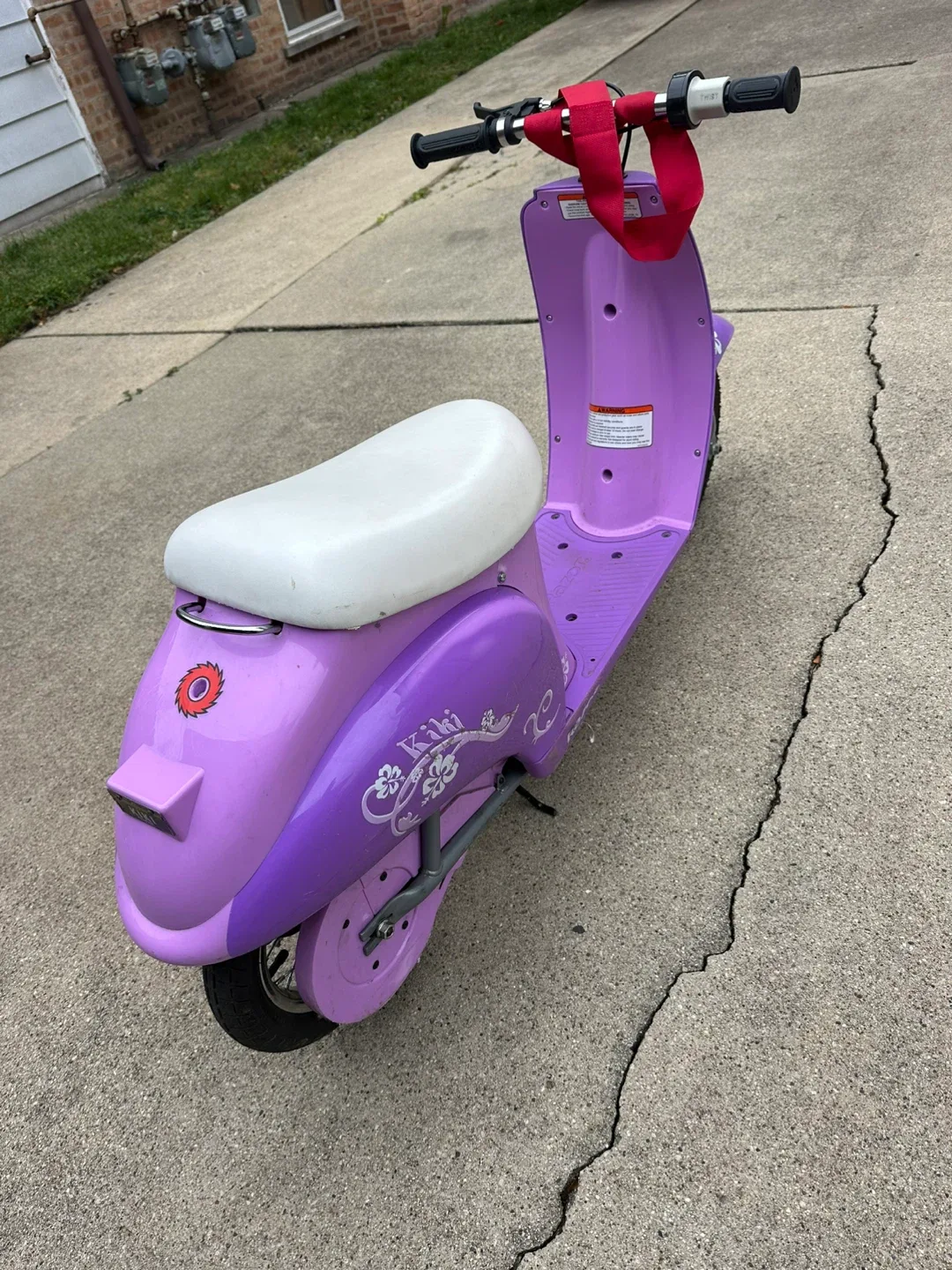 Razor Kiki Electric Scooter - Purple image indicator(3)
