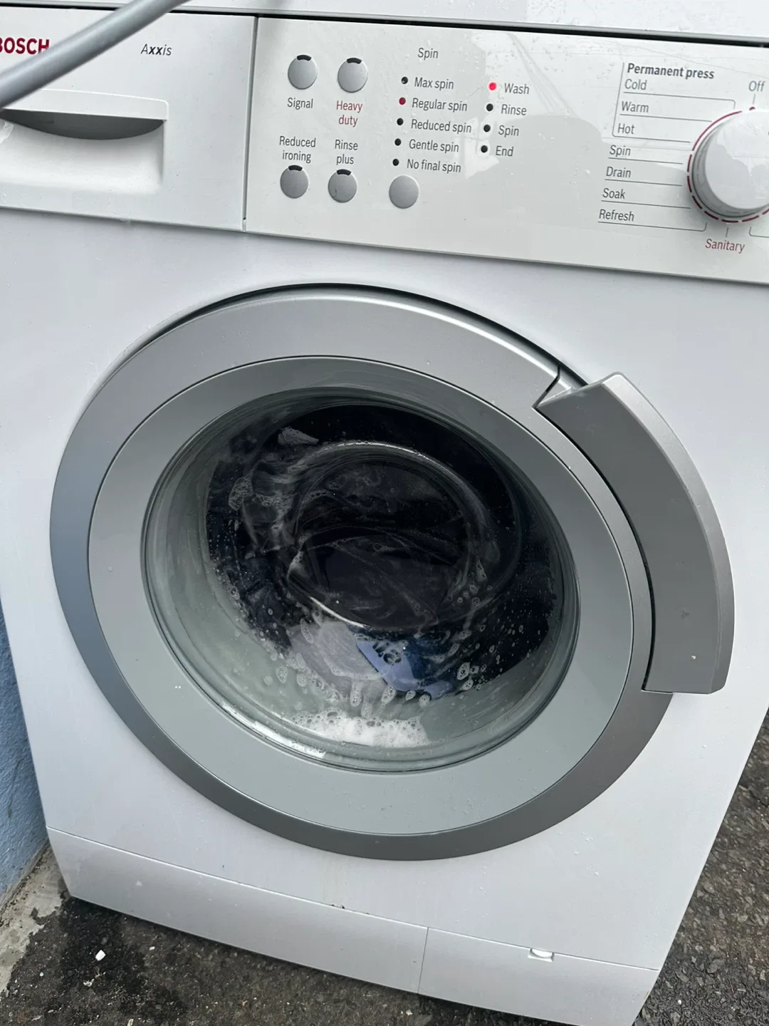 Bosch Axxis Washer/Dryer Combo image indicator(3)