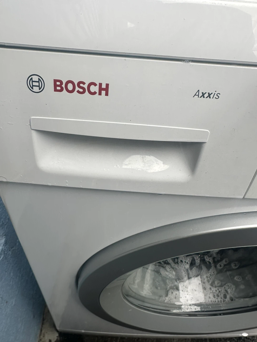 Bosch Axxis Washer/Dryer Combo - photo 4