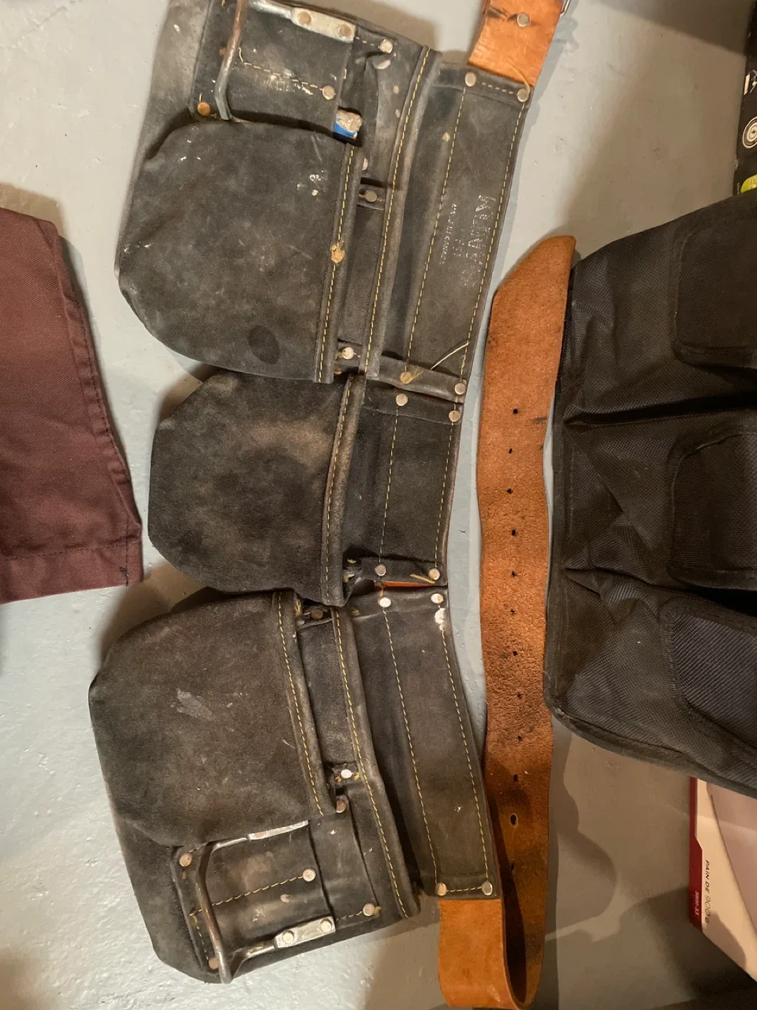 Tool Belt and Organizer & Work shirt image indicator(3)