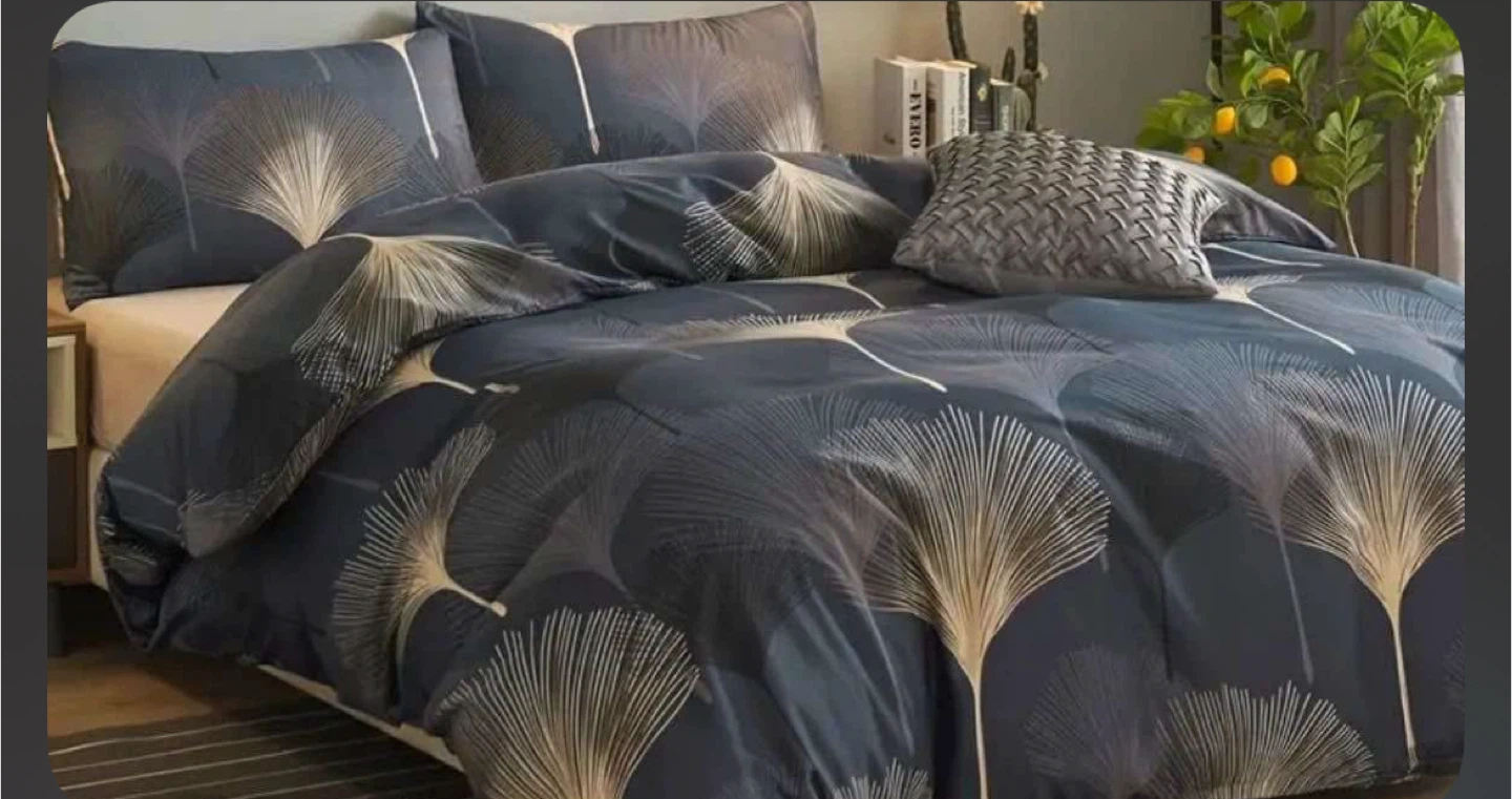 4 pieces duvet cover set with matching fitted bedsheet