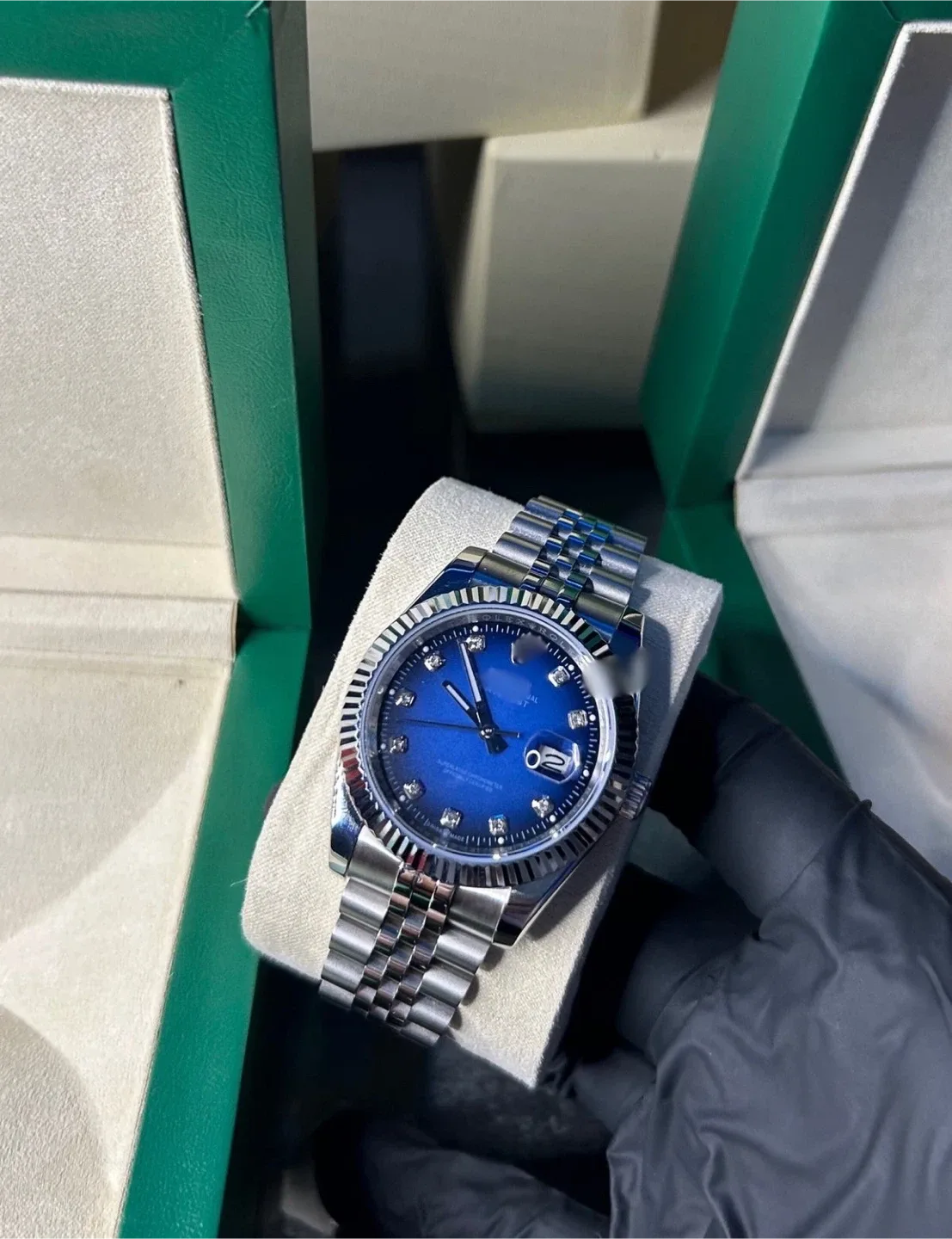 Men’s watches image indicator(2)