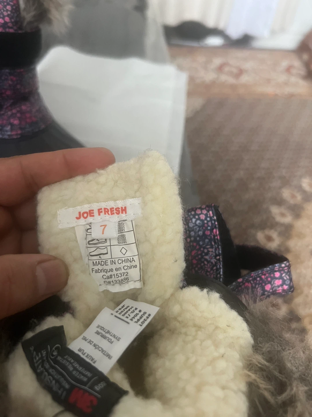 Joe Fresh Winter Boots - Size 7 - photo 2