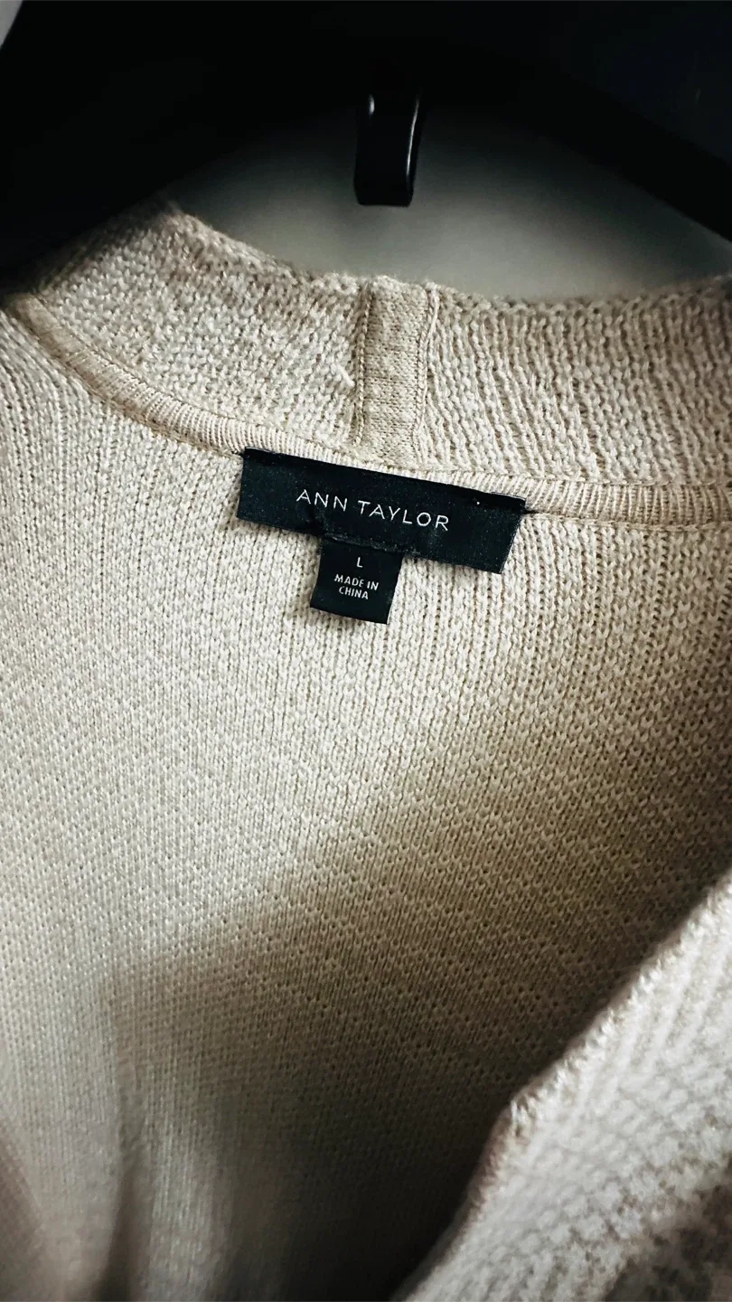 Ann Taylor Beige Cardigan - Size L image indicator(3)