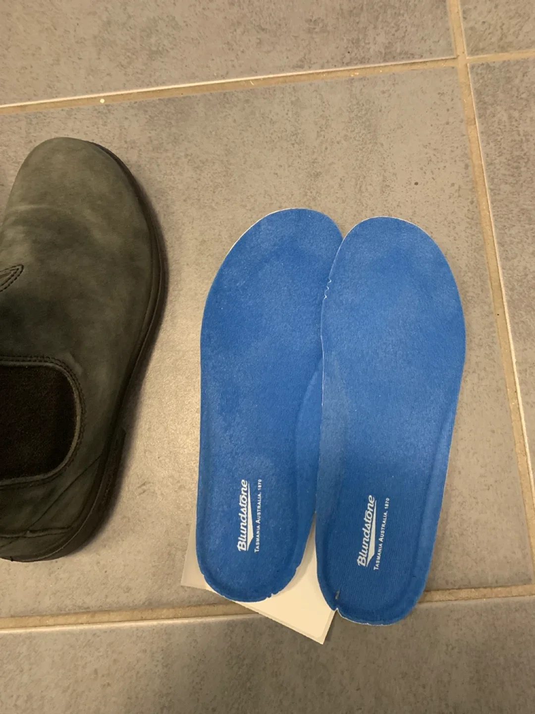 Blundstone Boots Size 3 image indicator(4)