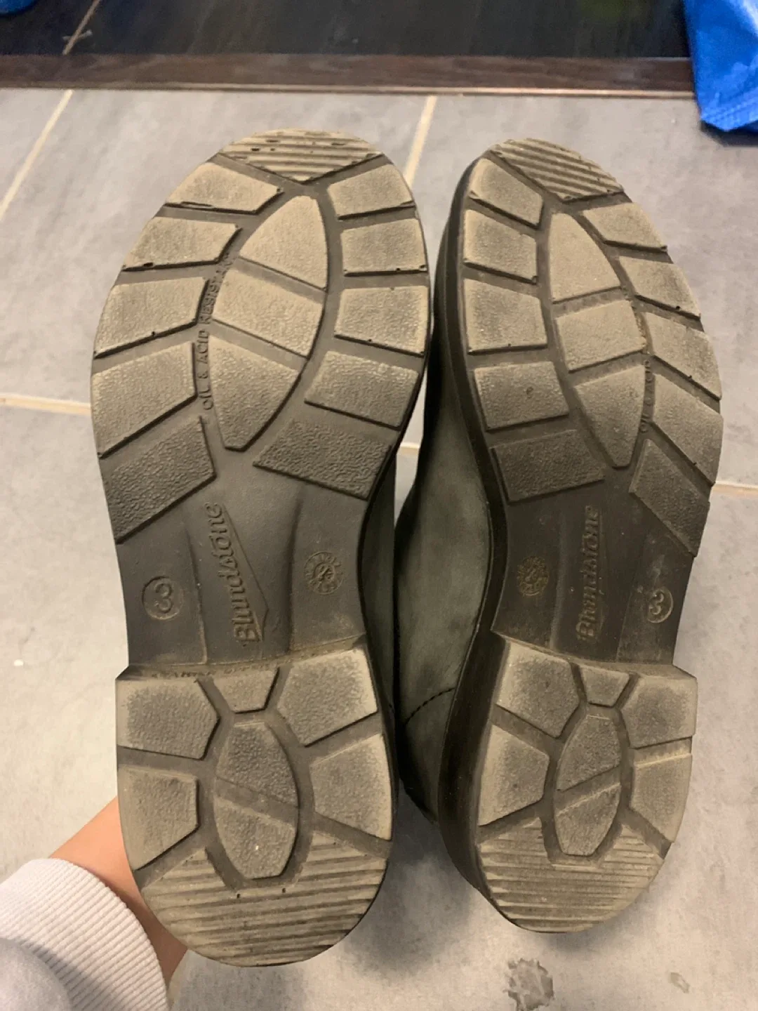 Blundstone Boots Size 3 image indicator(3)