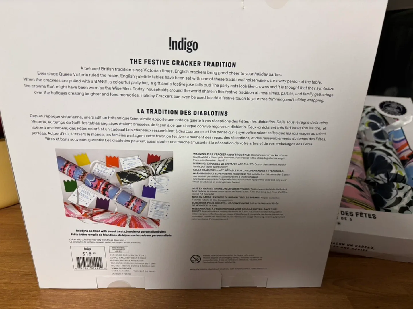 Indigo Festive Party Crackers - Box of 6 image indicator(2)