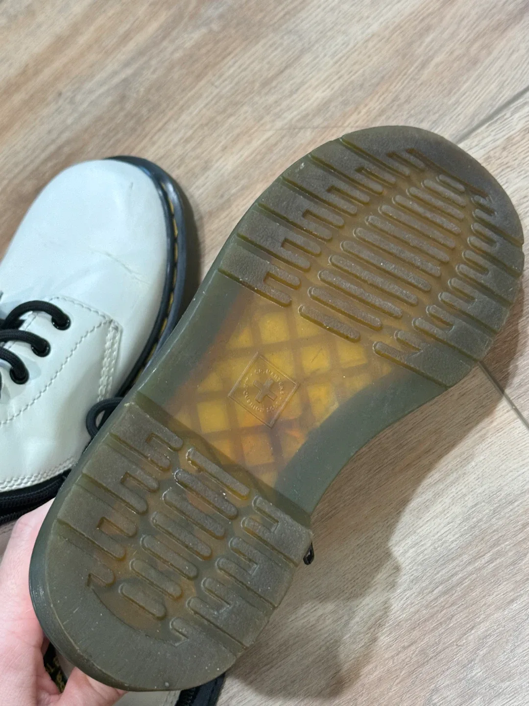 Dr. Martens White Leather Boots image indicator(2)