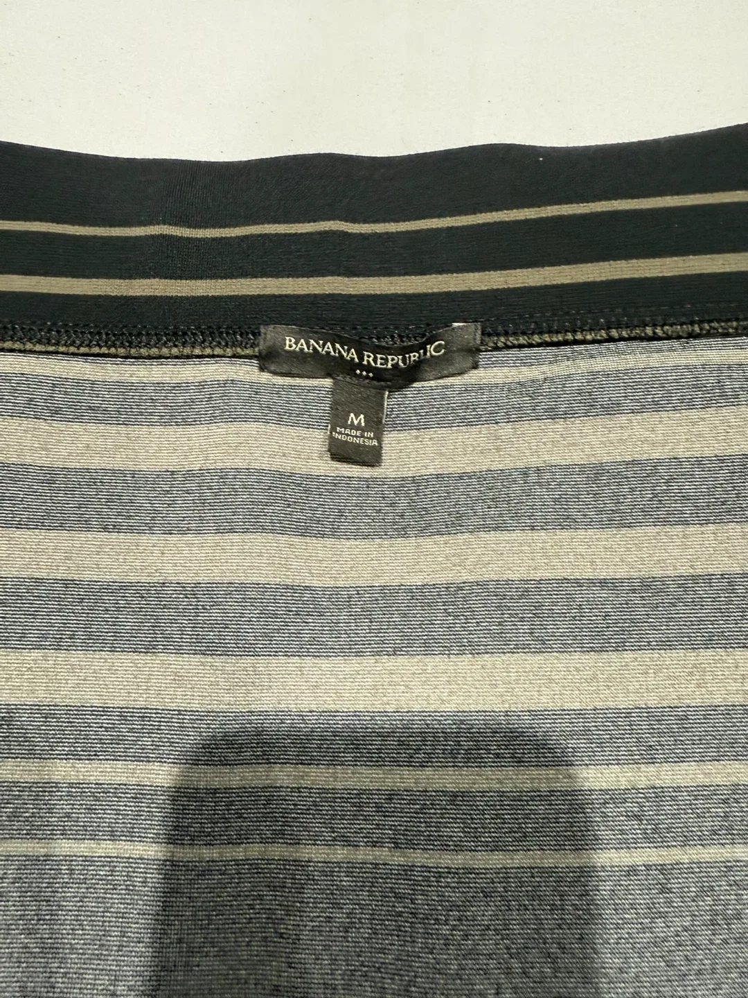 Banana Republic Striped Skirt - Size M image indicator(2)