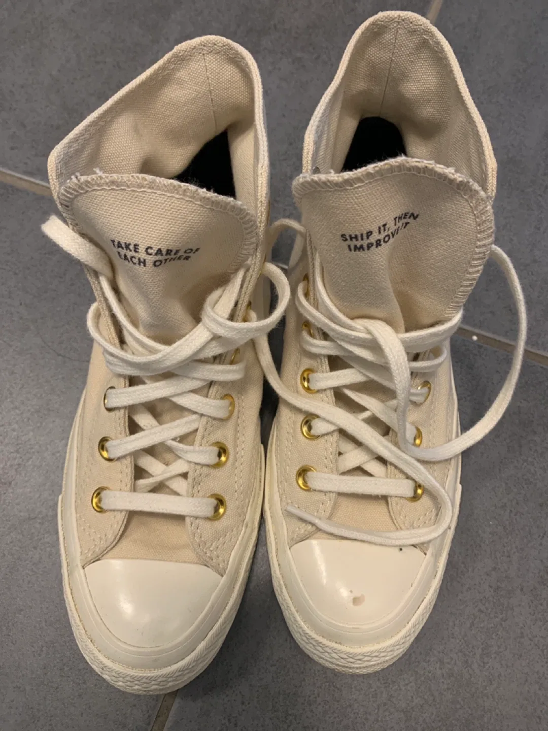 Converse Chuck Taylor All Star High Top, Size 4.5