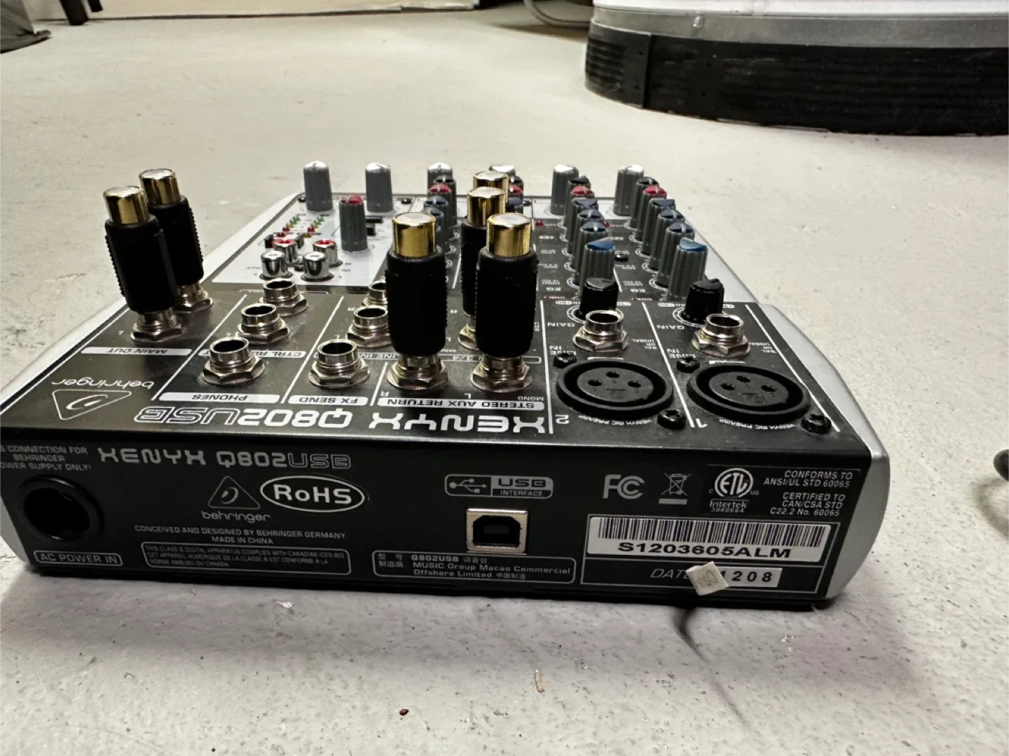 Behringer Xenyx Q802USB Mixer image indicator(2)