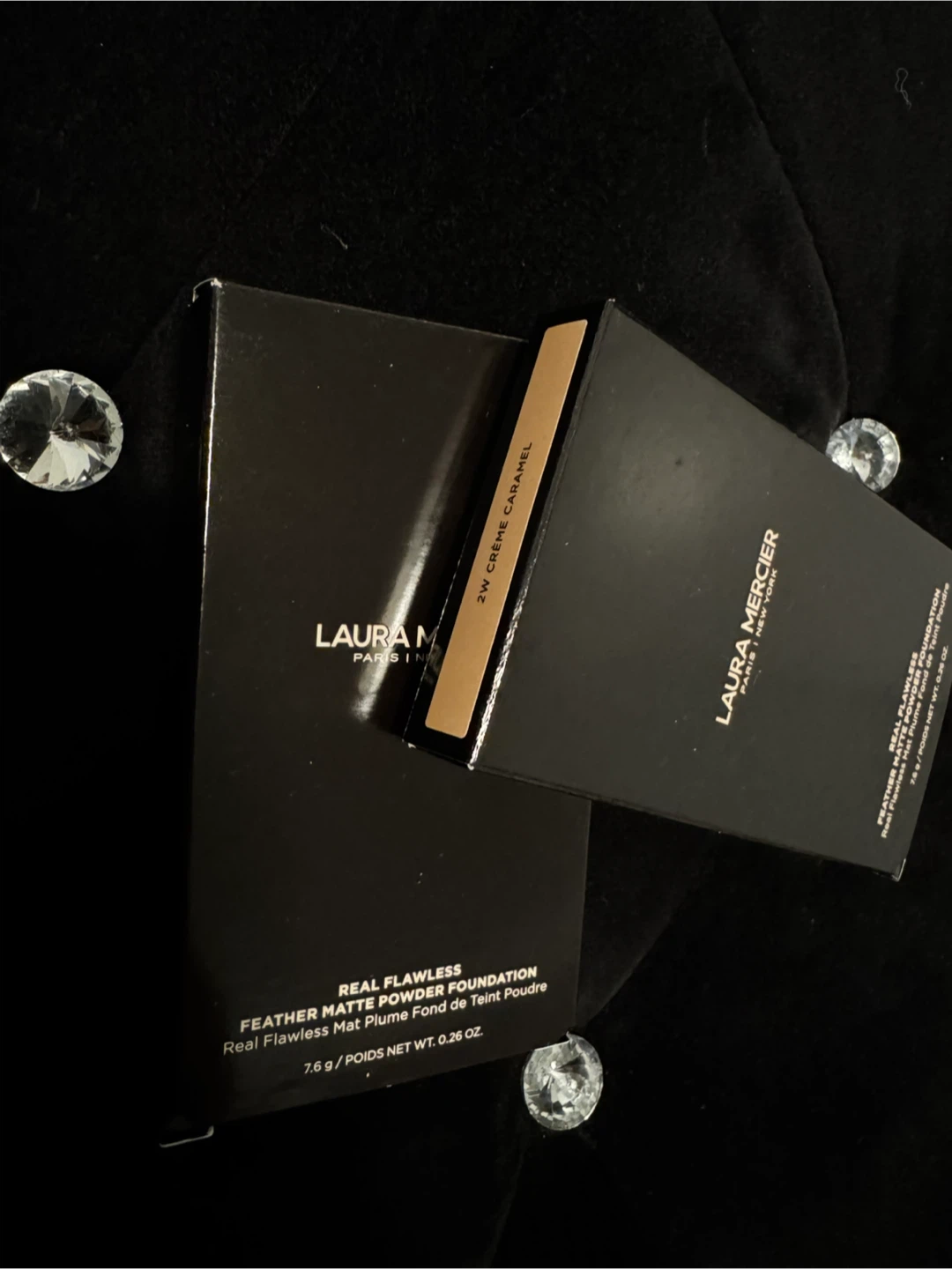 Laura Mercier Real Flawless Feather Matte Powder Foundation - photo 2