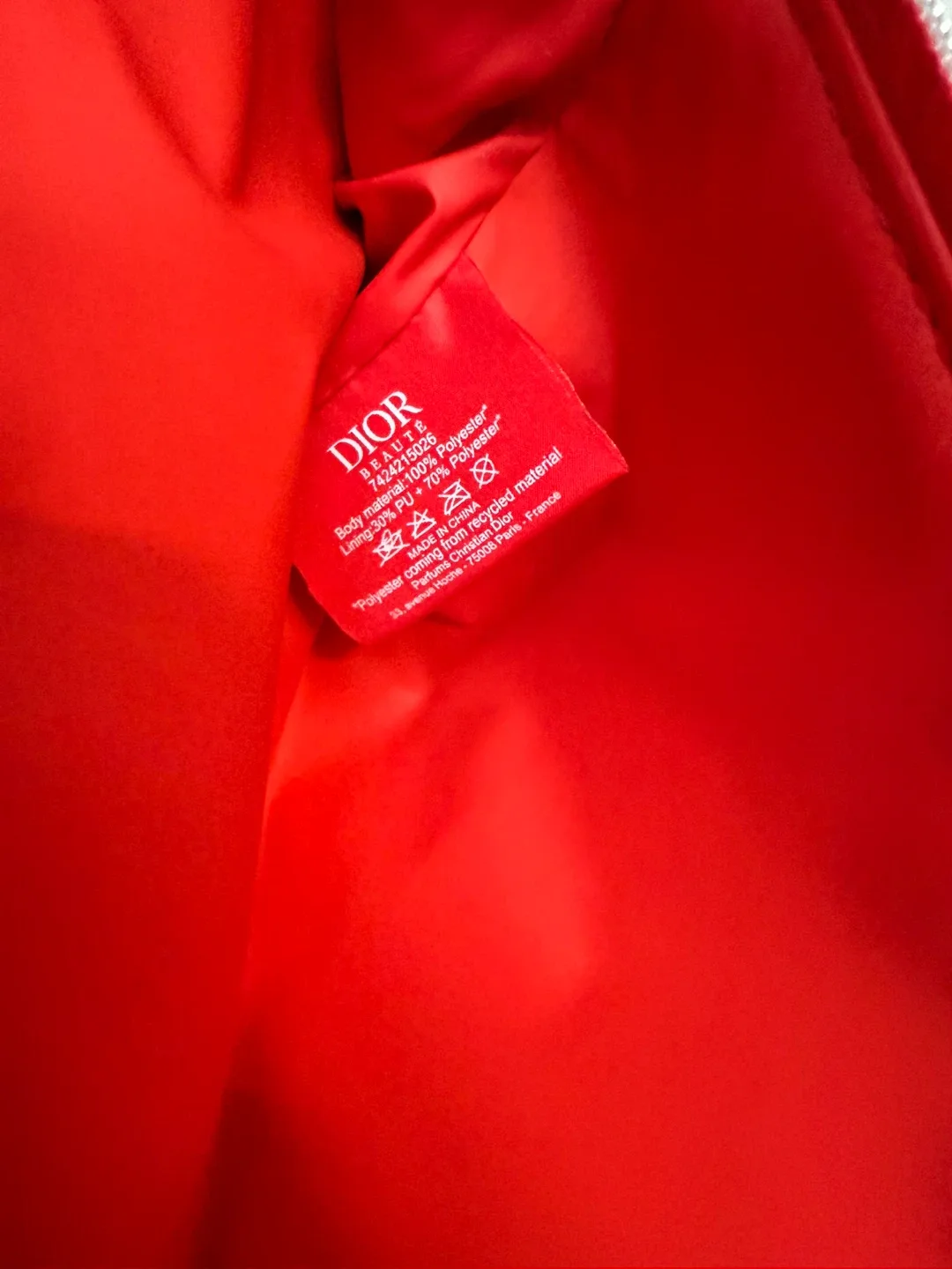 Dior Red Beauty Case - New image indicator(2)