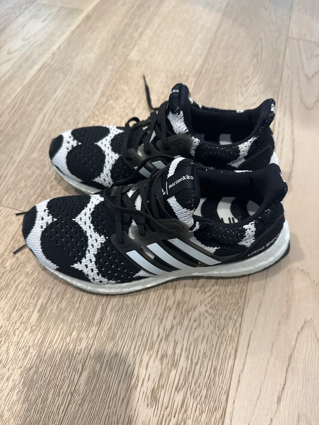 Adidas x Marimekko Ultraboost DNA Running Shoes image indicator(3)