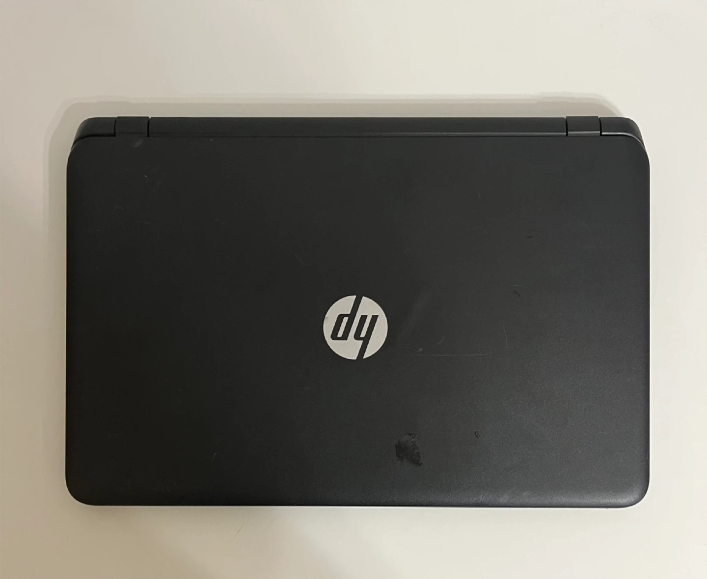 HP 15-f039wm Laptop - photo 2