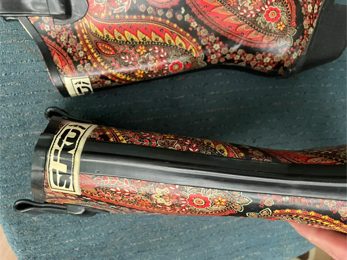 Sloggers Waterproof Rain Boots, Paisley Pattern, Size 7 image indicator(4)