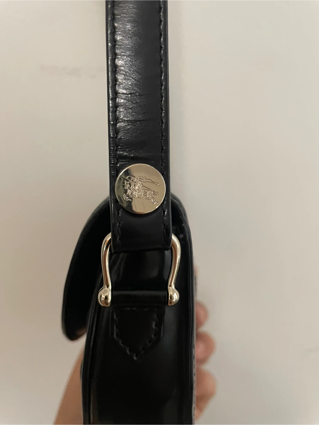 Authentic Vintage Burberry Black Nylon Crossbody Bag - photo 4