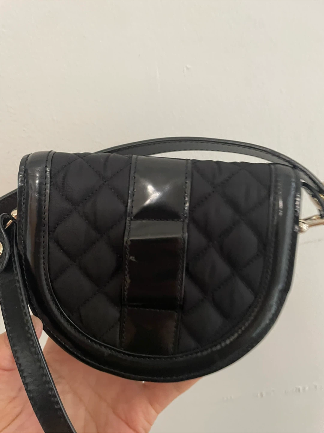 Authentic Vintage Burberry Black Nylon Crossbody Bag - photo 3