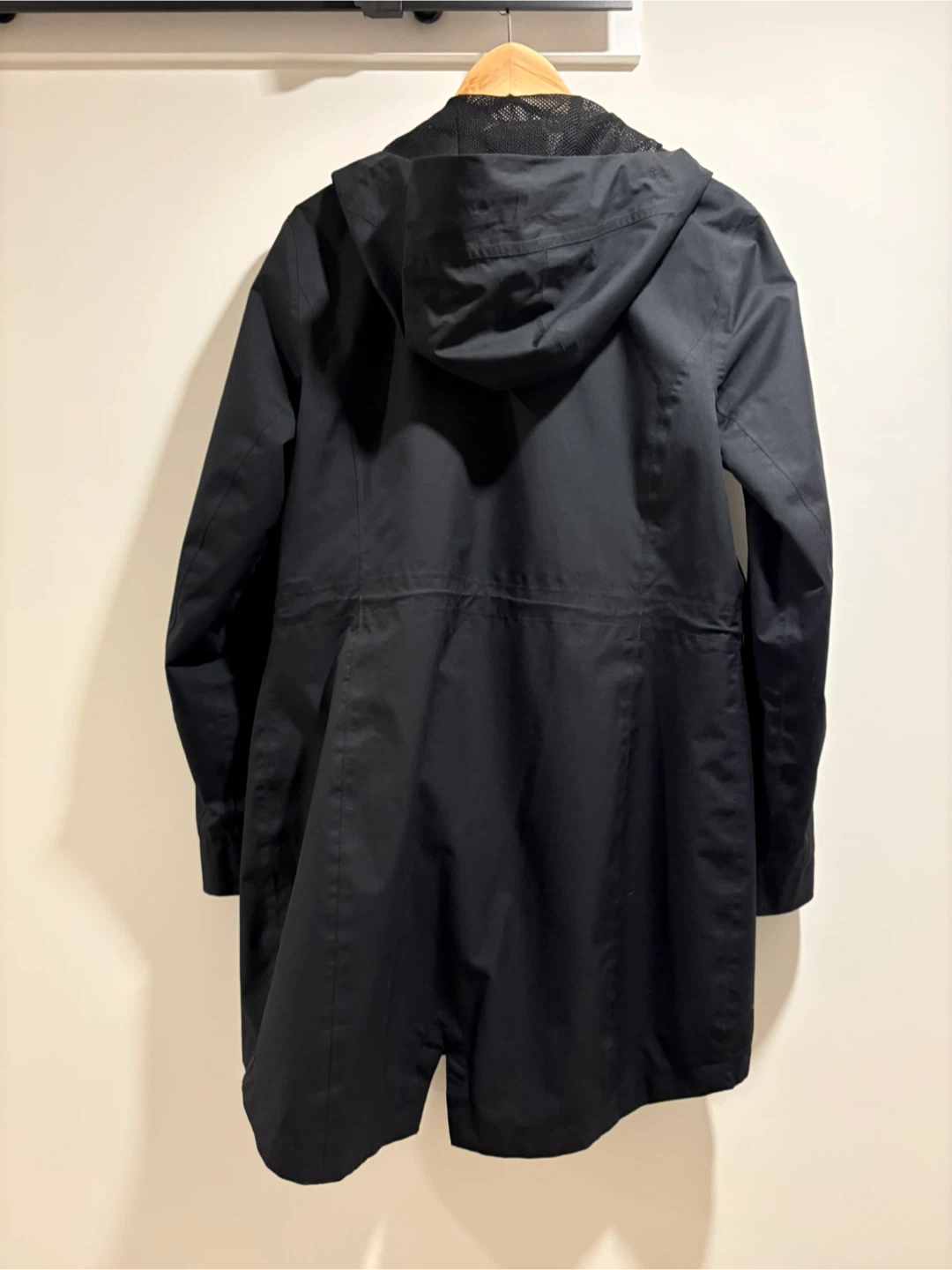 Women’s McKinley Black Rain Jacket - Medium - photo 2