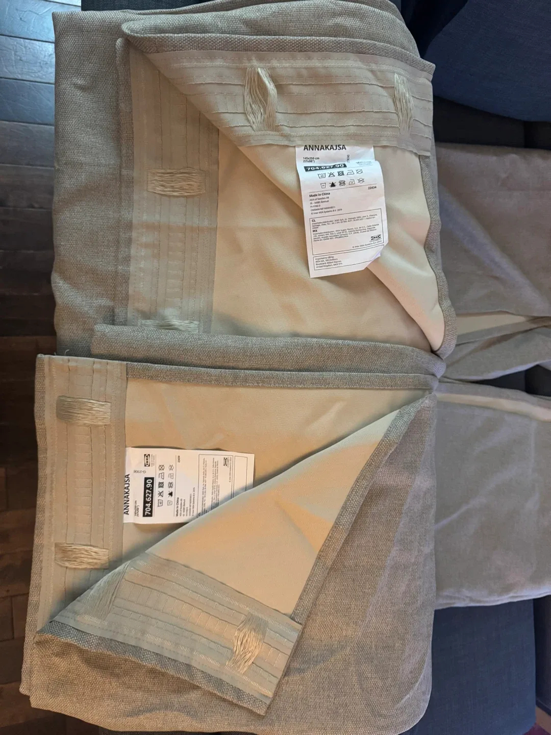 IKEA ANNAKAJSA Room Darkening Curtains - Beige image indicator(2)