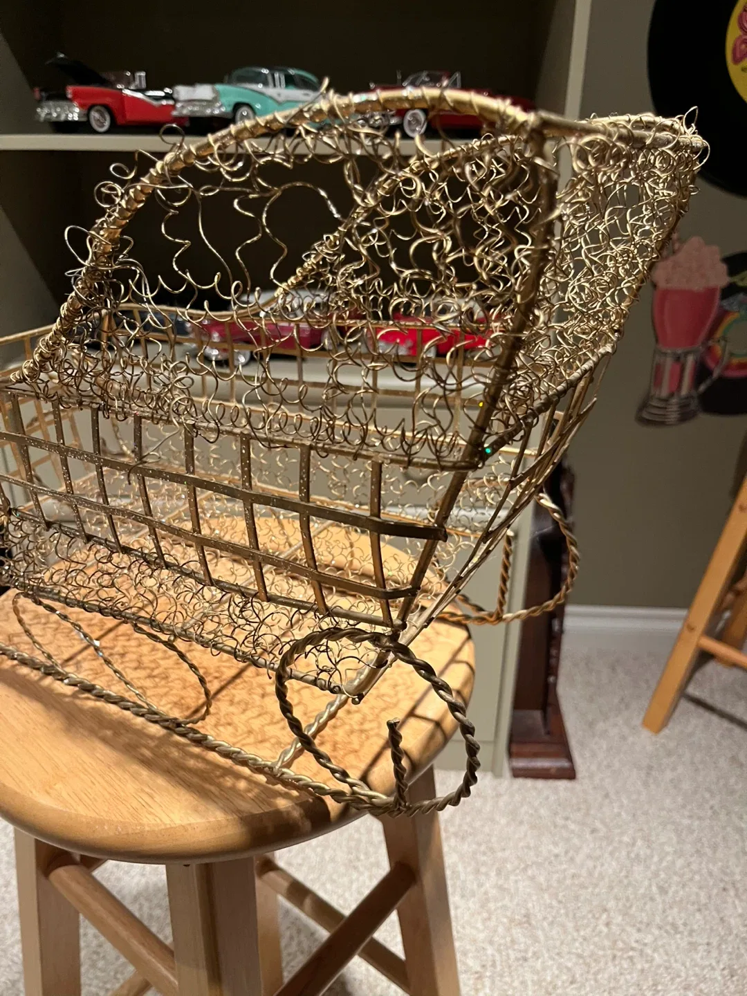 Vintage Gold Wire Christmas Sleigh image indicator(4)