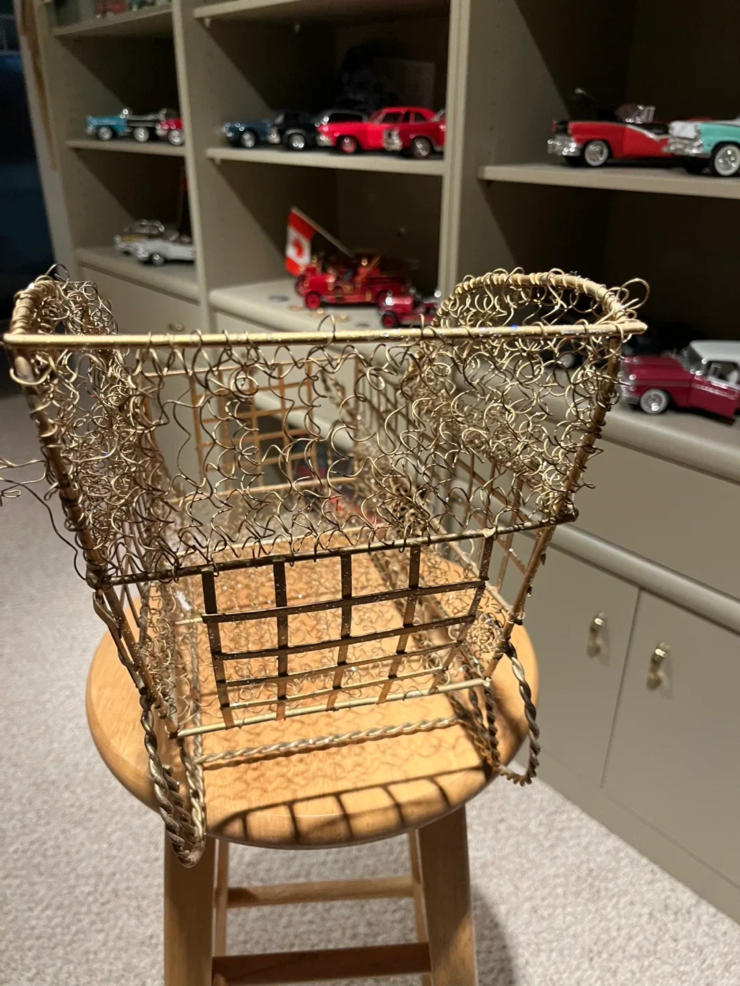 Vintage Gold Wire Christmas Sleigh image indicator(3)