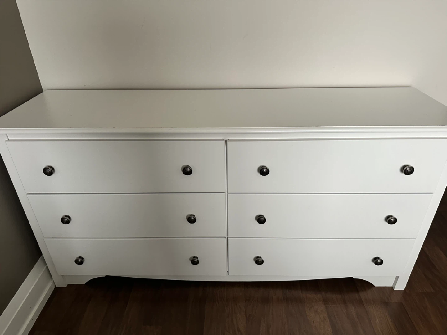 White 6-Drawer Dresser (59" x 29")