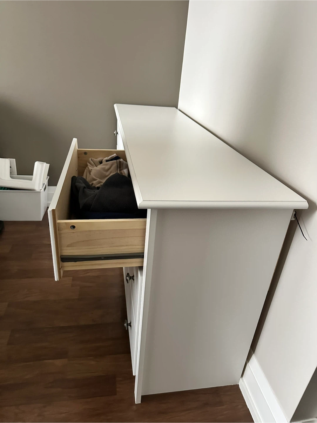 White 6-Drawer Dresser (59" x 29") - photo 3