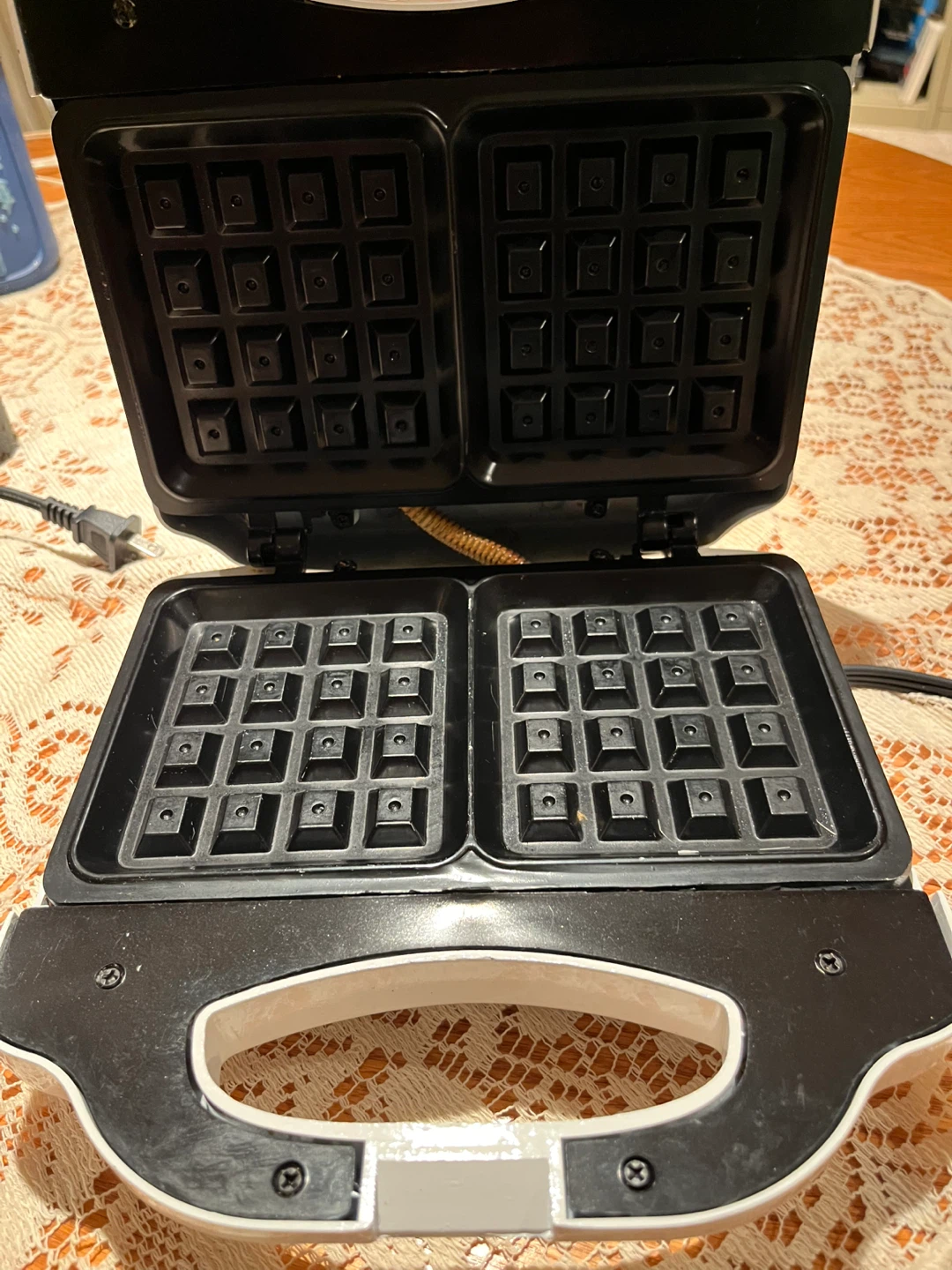 Cooks Essentials Waffle Maker