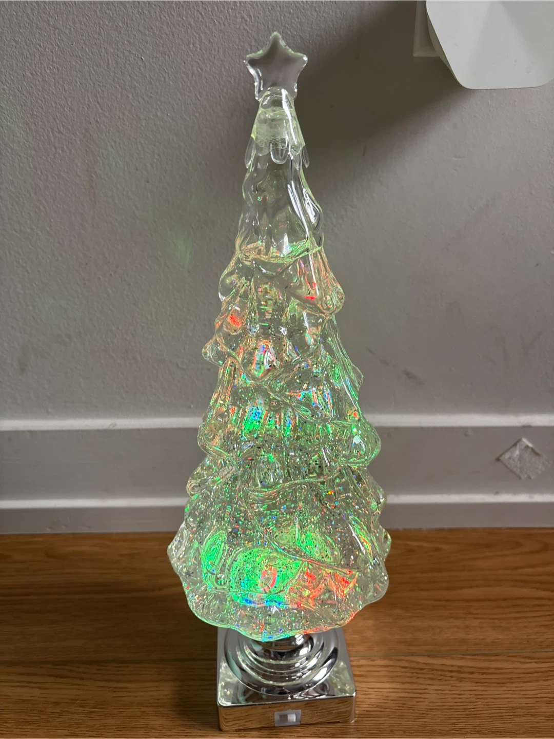 Light-Up Christmas Tree Decoration - photo 3