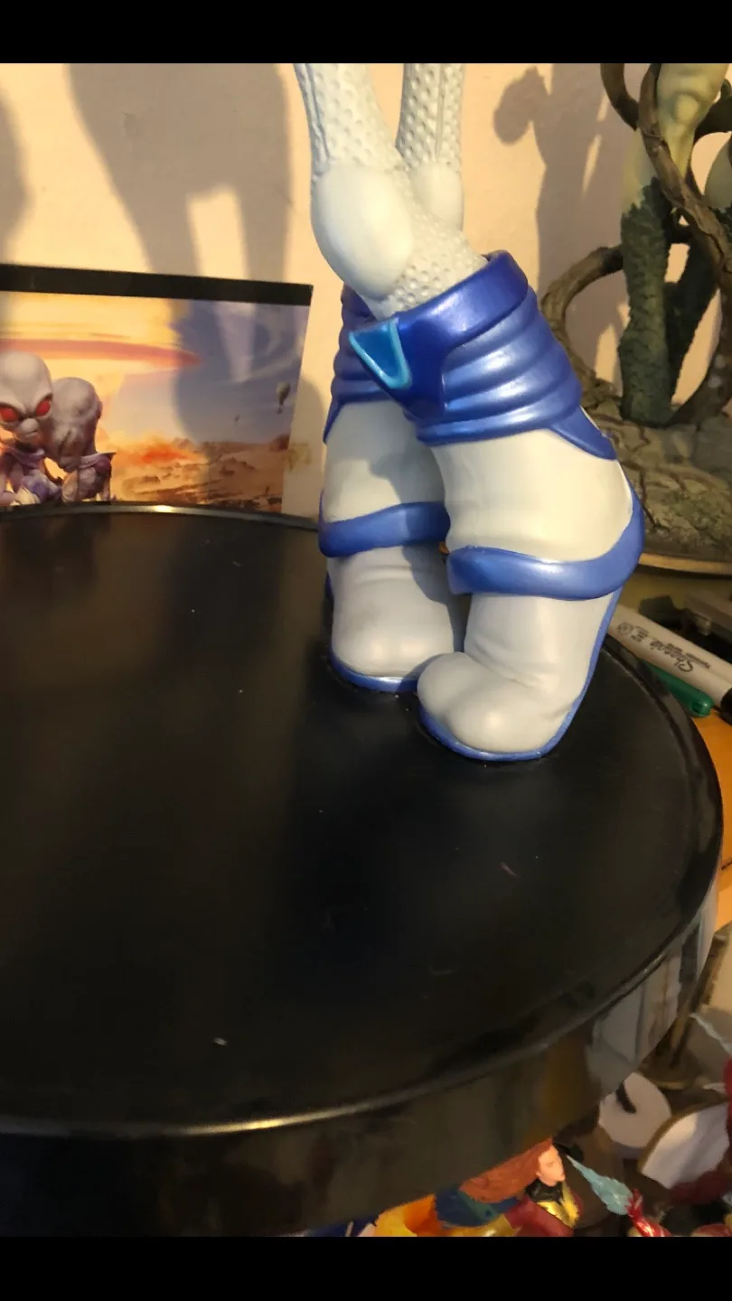 Destroy All Humans! Crypto-137 Figurine image indicator(3)